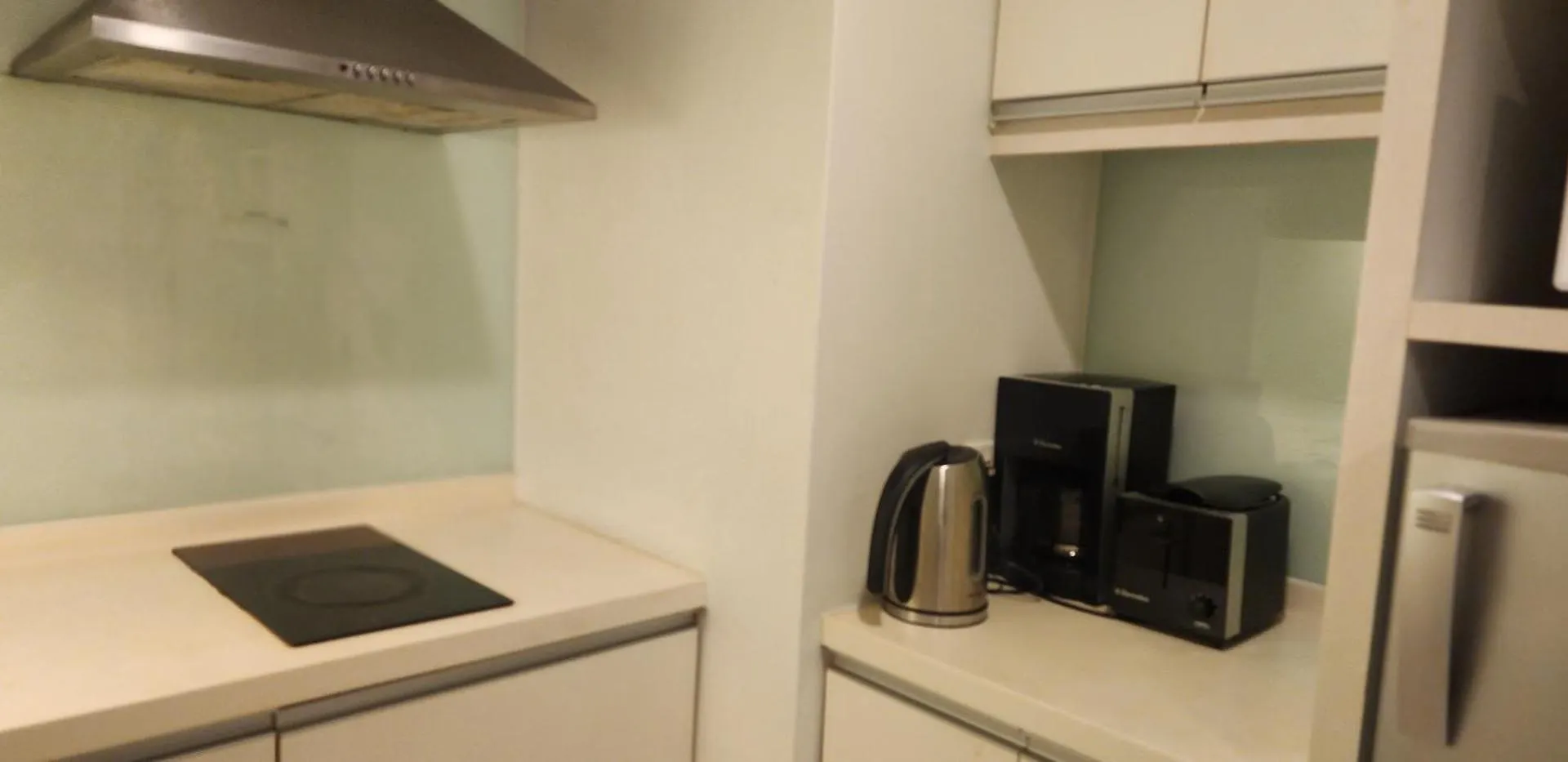 163 Super King Bed Studio Near Petronas Twin Tower Klcc Kl Convention Center By Zen Glo Kuala Lumpur Apartment
